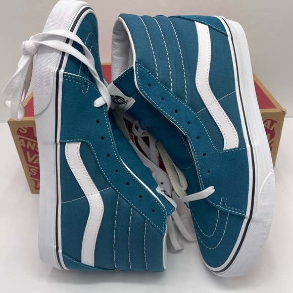 Vans Men’s Sk8-Hi
Blue Coral/True White Sneakers
VN0A32QG9EM High-Top - Picture 13 of 16